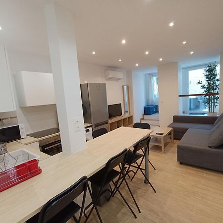 T3 Renove Avec Cour, Intra Muros Avignon Ngoại thất bức ảnh